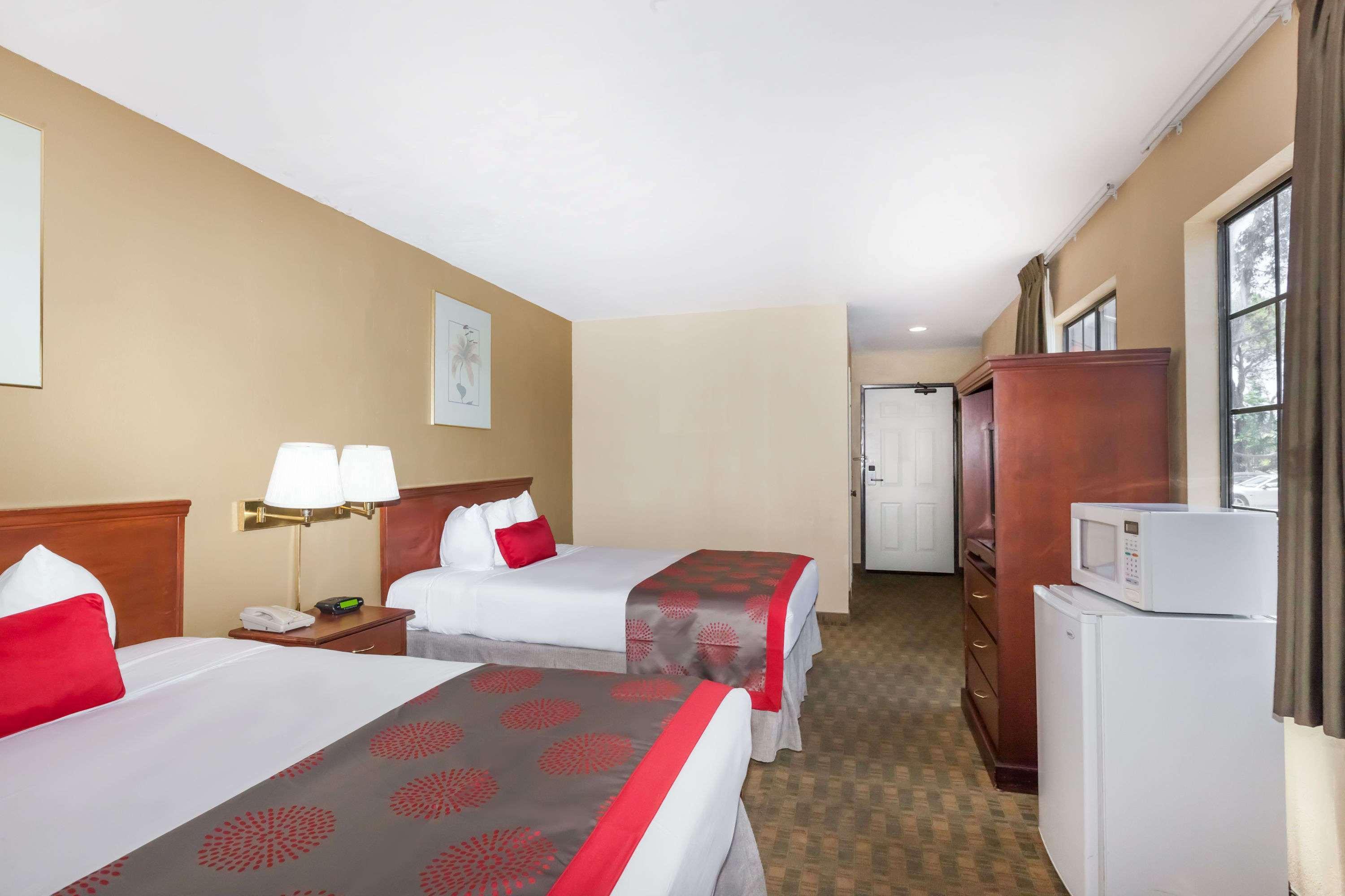 Ramada By Wyndham San Diego Poway Miramar Dış mekan fotoğraf